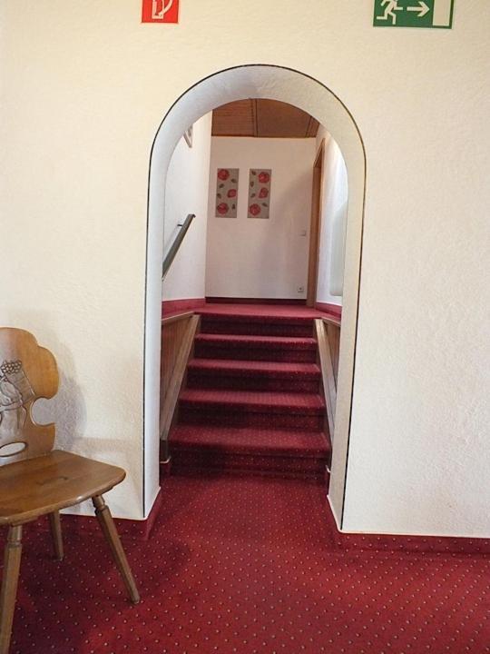 Achkarrer Krone Hotel Achkarren ภายนอก รูปภาพ